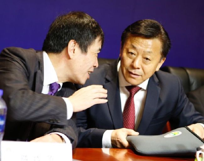 免费在线视频a