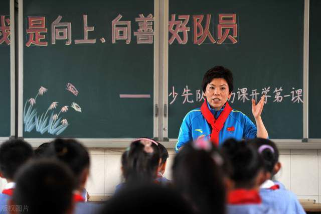 美女狂揉尿口揉到失禁
